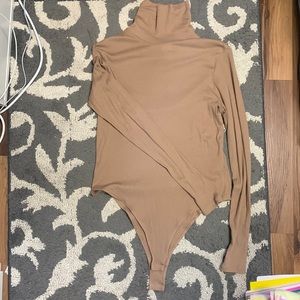 H&M Long Sleeve Brown Turtle Neck Bodysuit Womens Large Lightweight